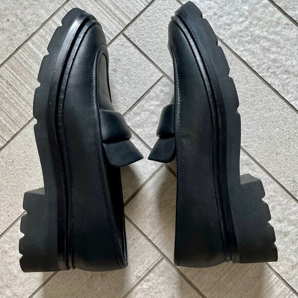 VINCE Black Leather Loafer - Picture 7 of 7